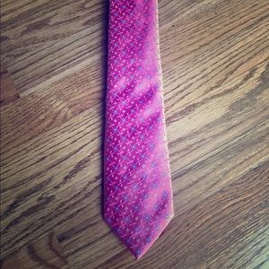 Thomas Pink tie. 100% pure silk.